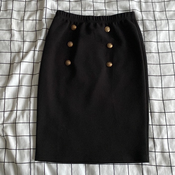 SHEIN black shirt with buttons - Picture 1 of 3